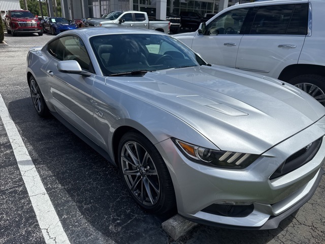 2015 Ford Mustang GT Premium photo 2