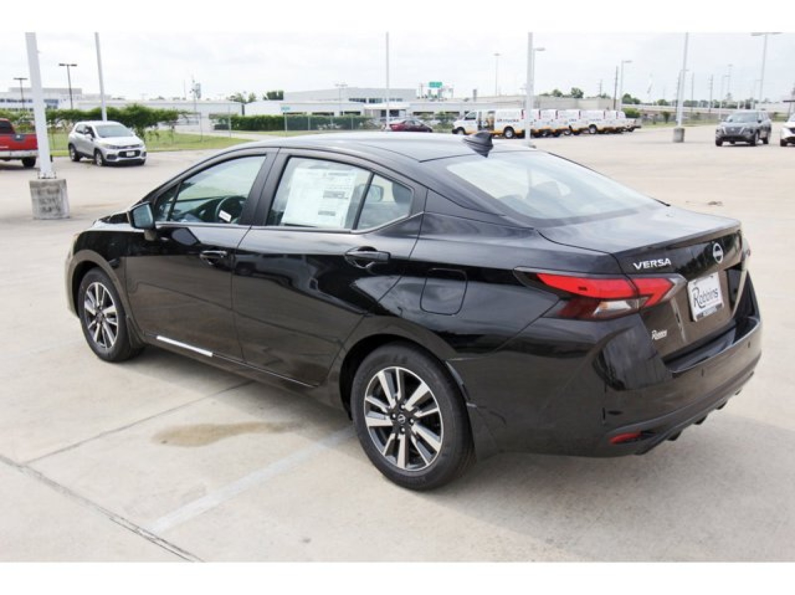 2025 Nissan Versa SV photo 3