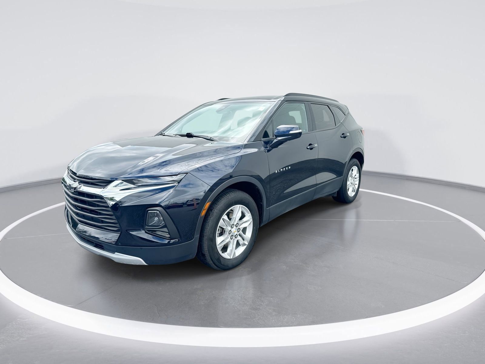 2021 Chevrolet Blazer 2LT photo 3