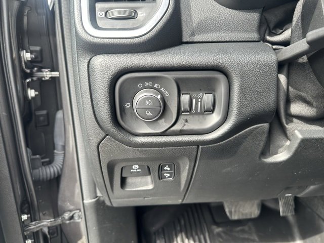 2020 Ram 1500 Laramie photo 27