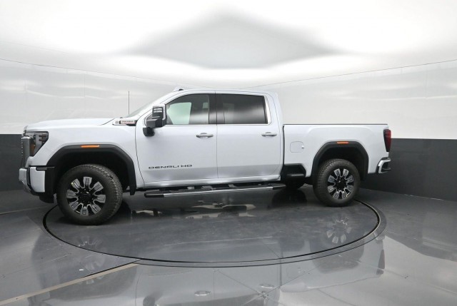 2026 GMC Sierra 2500HD Denali's photo