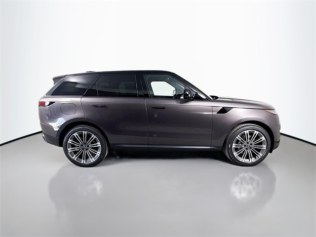 2025 Land Rover Range Rover Sport SE photo 4
