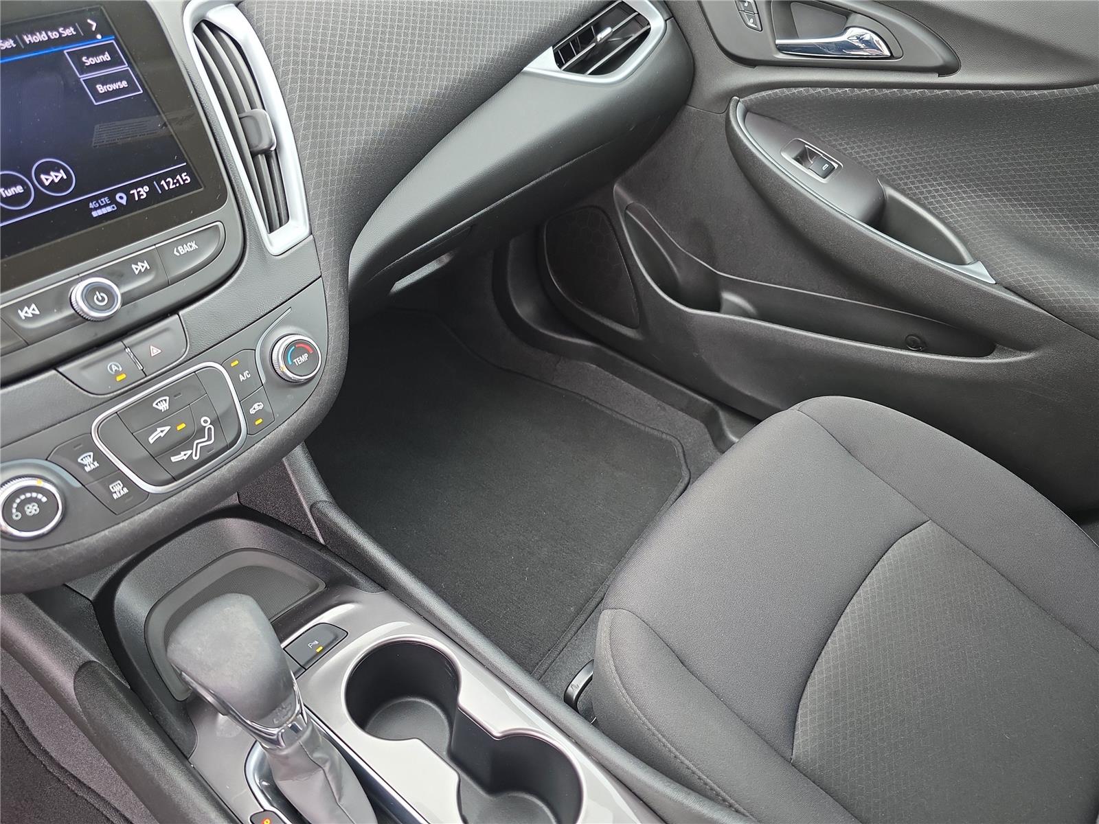 2023 Chevrolet Malibu LS photo 23