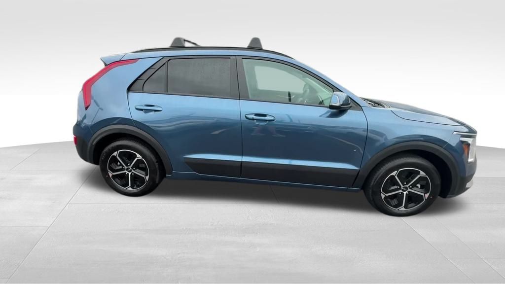 2025 Kia Niro EX photo 6