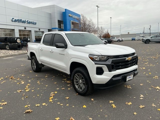 2024 Chevrolet Colorado LT's photo