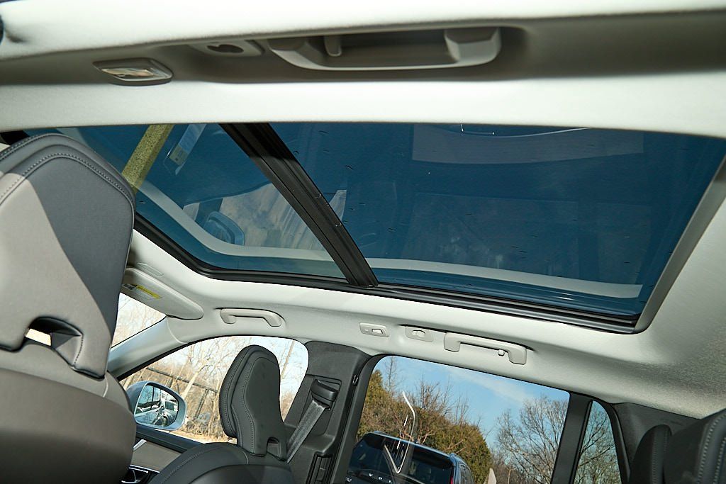 2026 VOLVO XC90 - Image 22