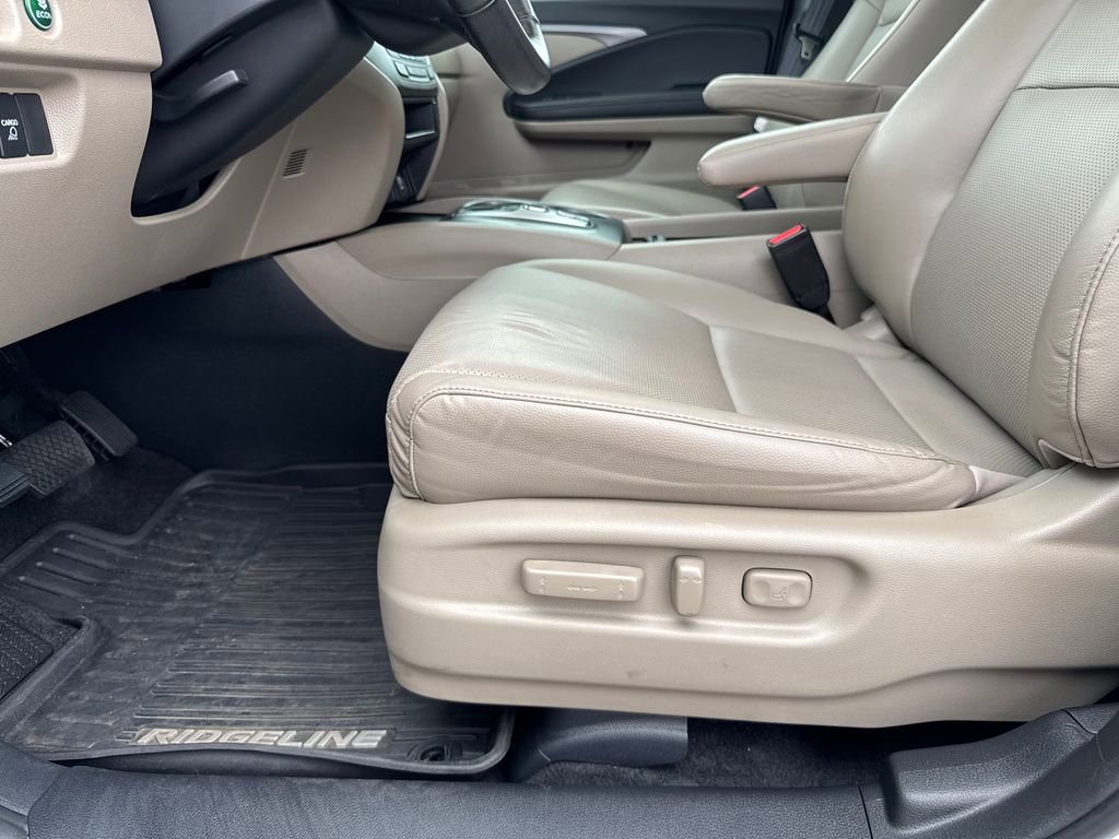 2023 Honda Ridgeline RTL photo 9