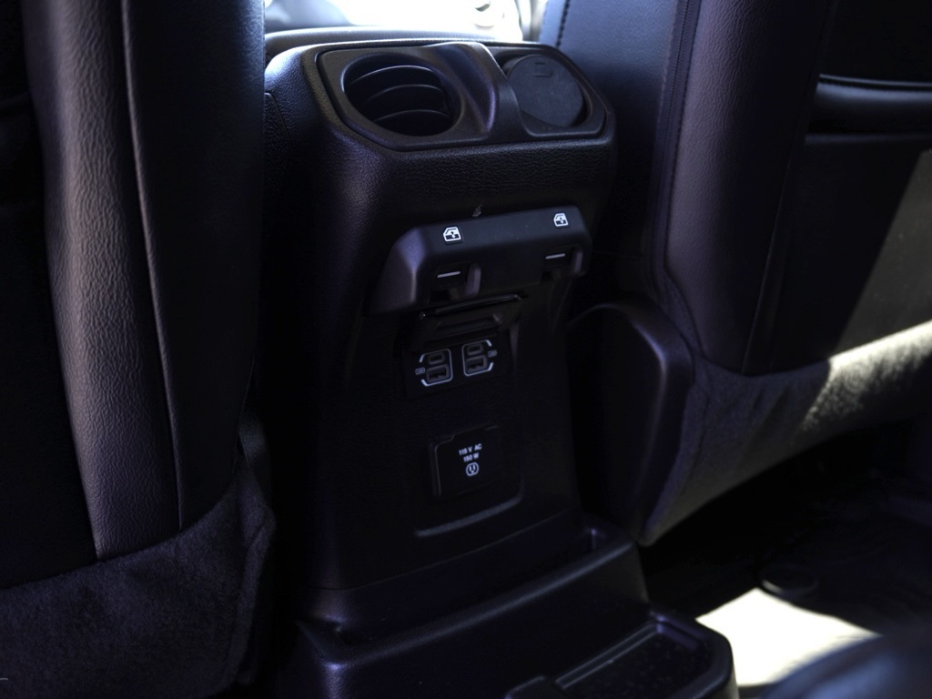 2021 Jeep Wrangler Unlimited Sahara Altitude photo 24