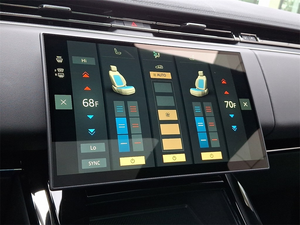 2025 Land Rover Range Rover Sport SE photo 13