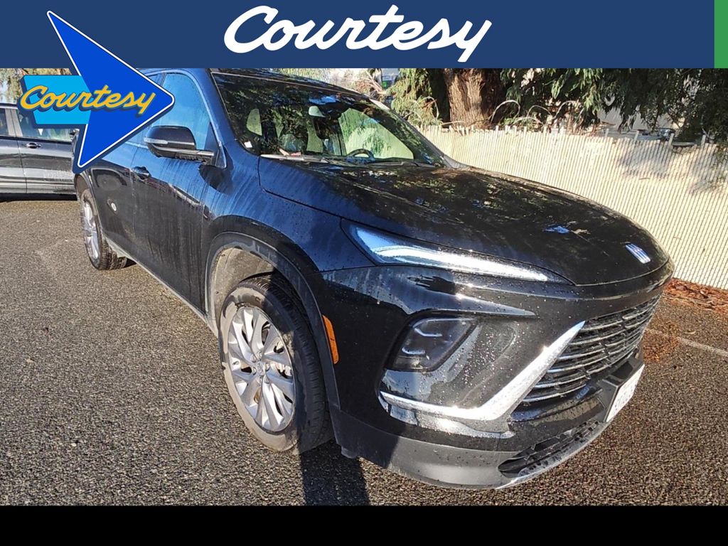 2025 Buick Enclave Preferred's photo