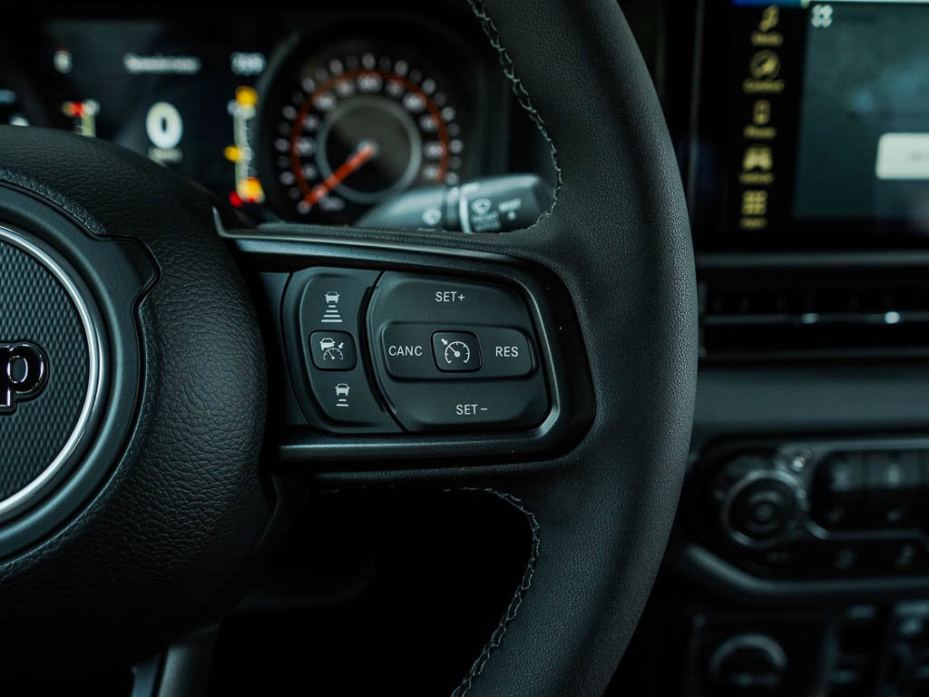 2025 Jeep Gladiator Sport photo 19
