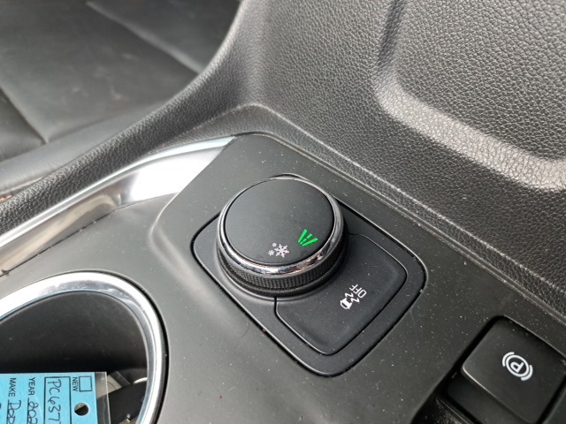 2021 Chevrolet Traverse Leather photo 22