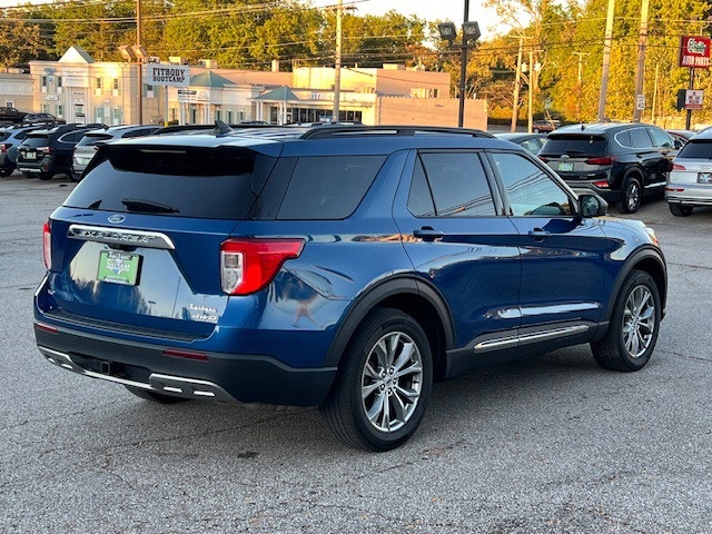 2022 Ford Explorer XLT photo 3