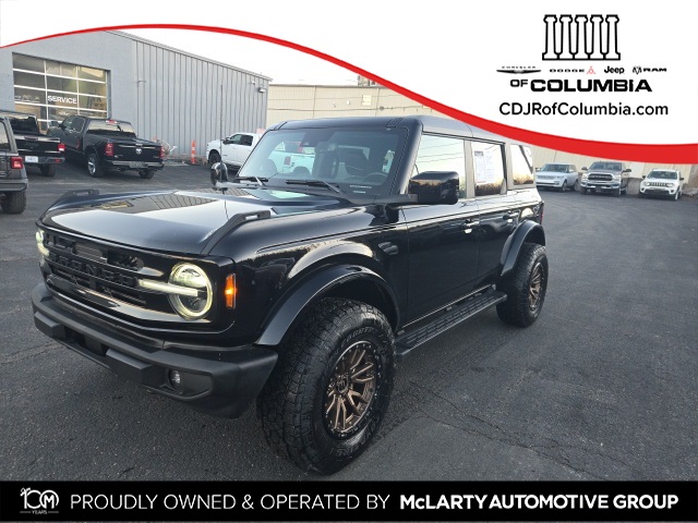 2023 Ford Bronco 4-Door Outer Banks's photo