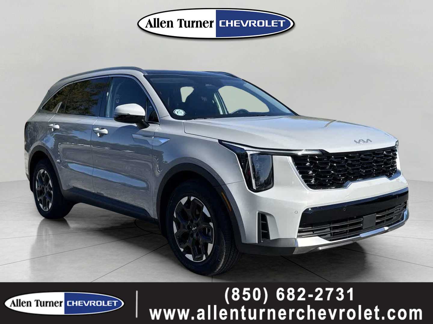 2025 Kia Sorento S's photo