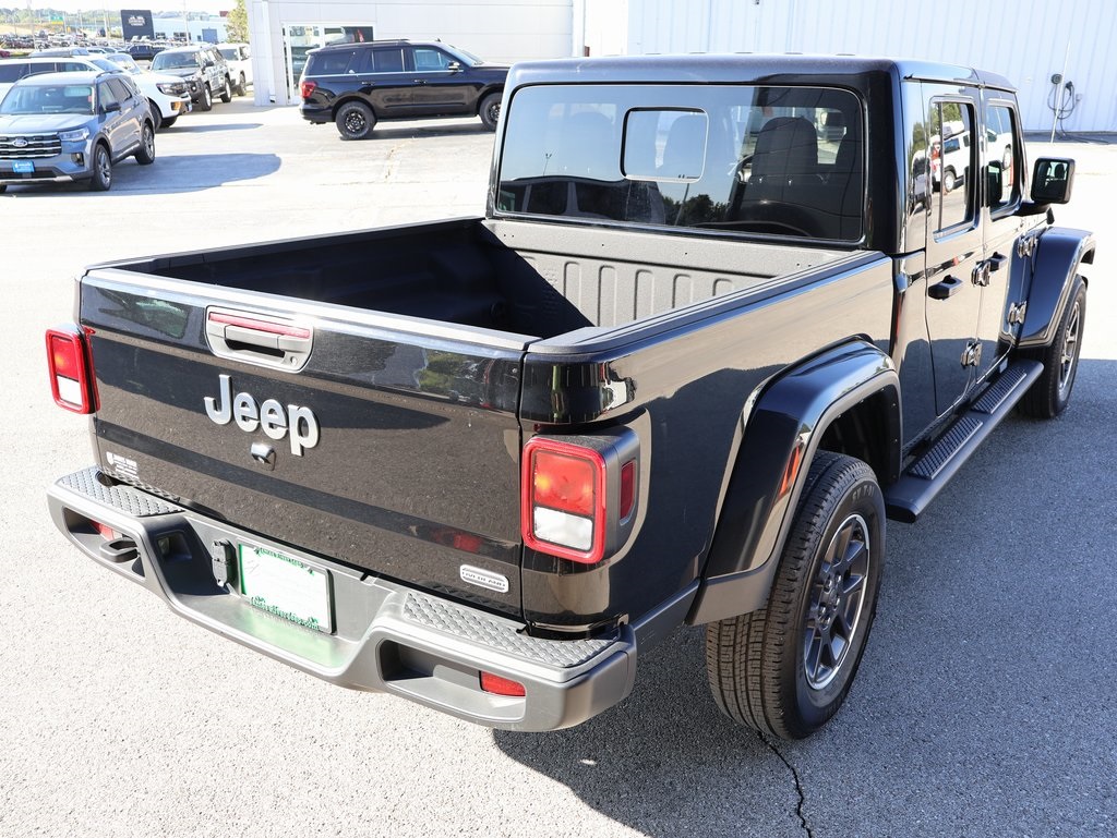 2023 Jeep Gladiator Overland photo 4