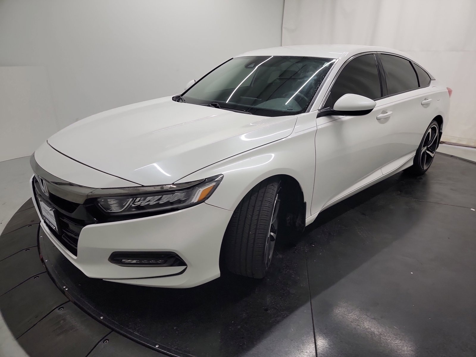2018 Honda Accord Sport 1.5T photo 4
