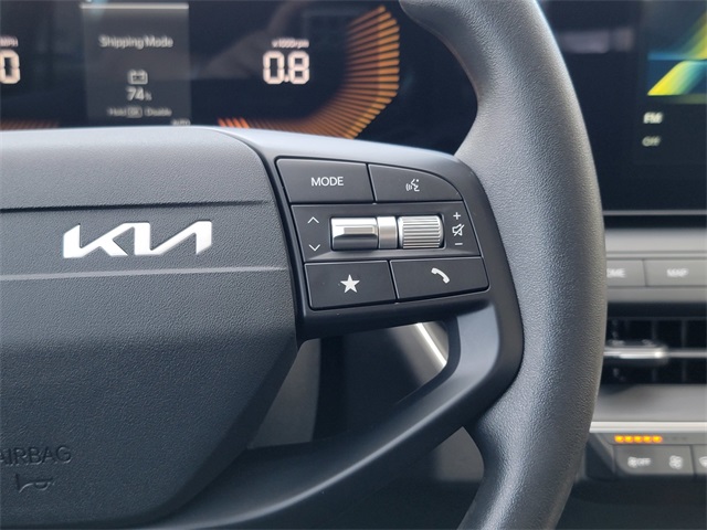 2025 Kia K4 LXS photo 25