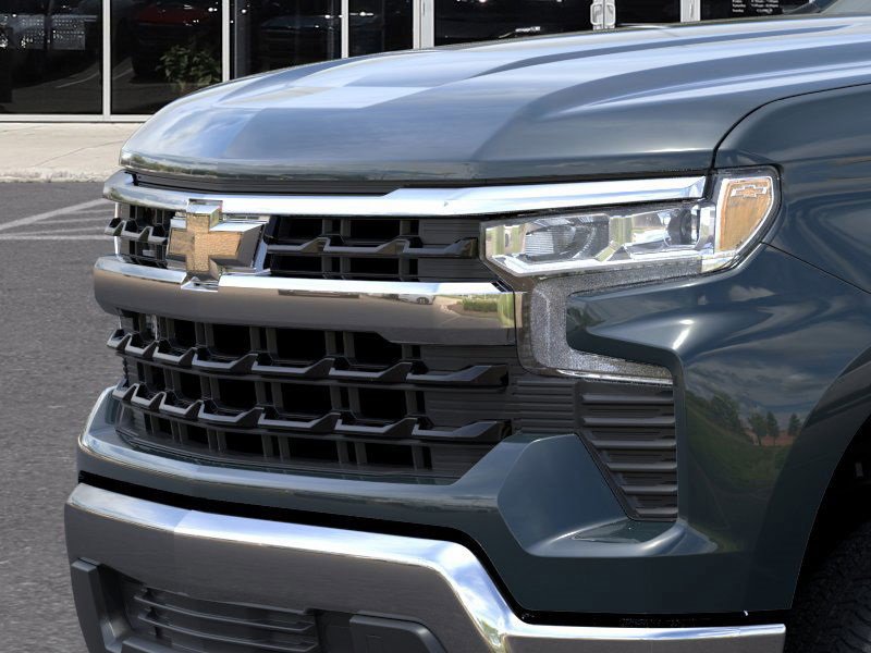 2025 Chevrolet Silverado LT photo 13