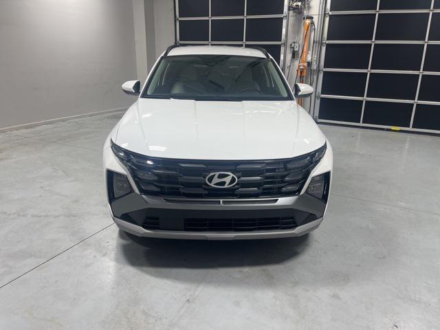 2025 Hyundai Tucson SEL photo 2