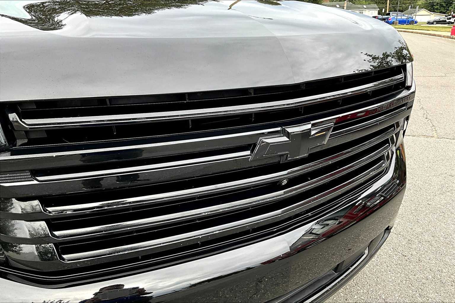 2021 Chevrolet Suburban High Country photo 29