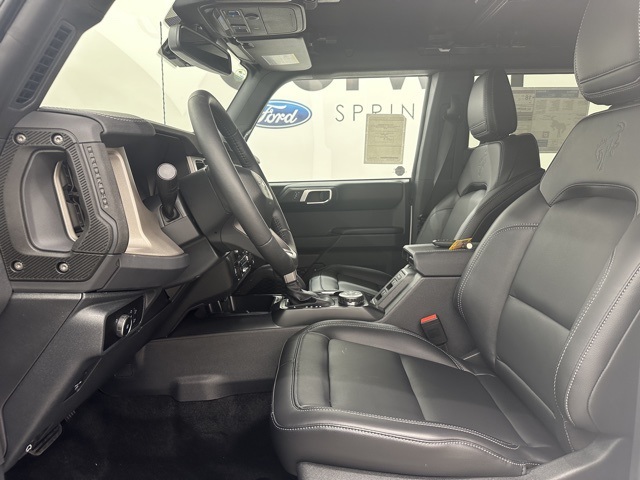 2025 Ford Bronco Outer Banks photo 19