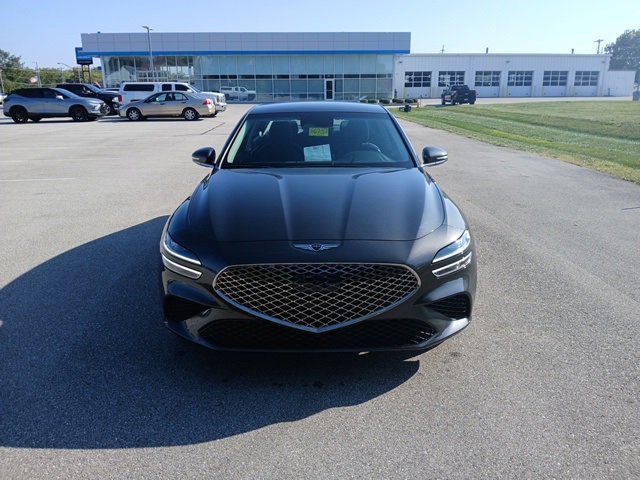 2025 Genesis G70 2.5T photo 8