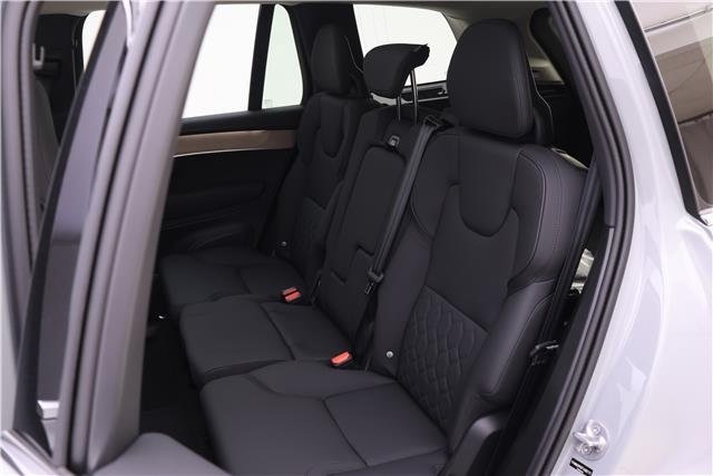 2026 Volvo XC90 Plus photo 10
