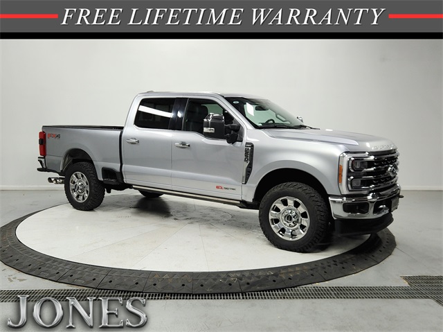 2023 Ford F-250 Super Duty Lariat's photo