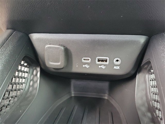 2023 Chevrolet Trailblazer LT photo 16
