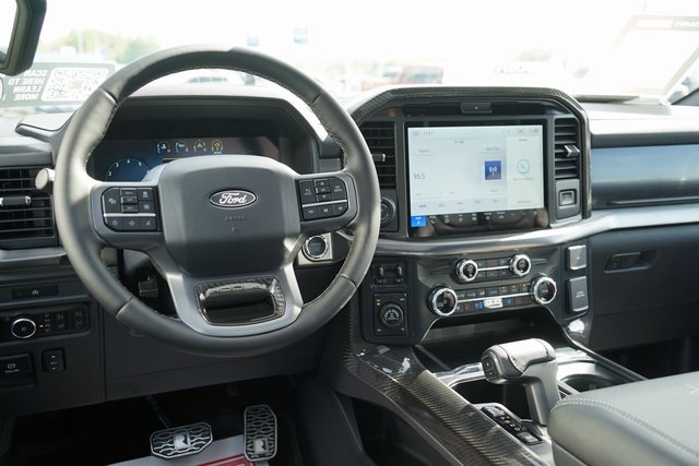 2025 FORD F-150 - Image 31