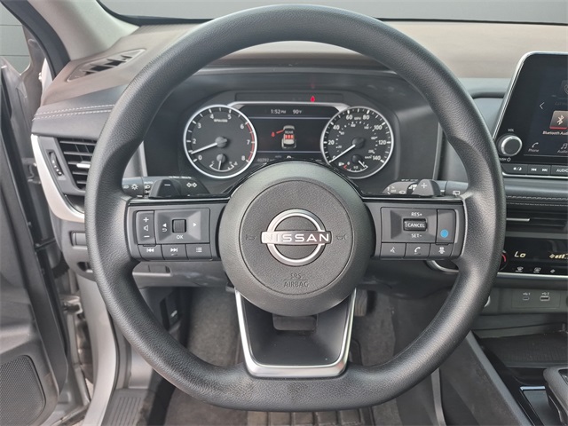 2023 Nissan Rogue SV photo 18