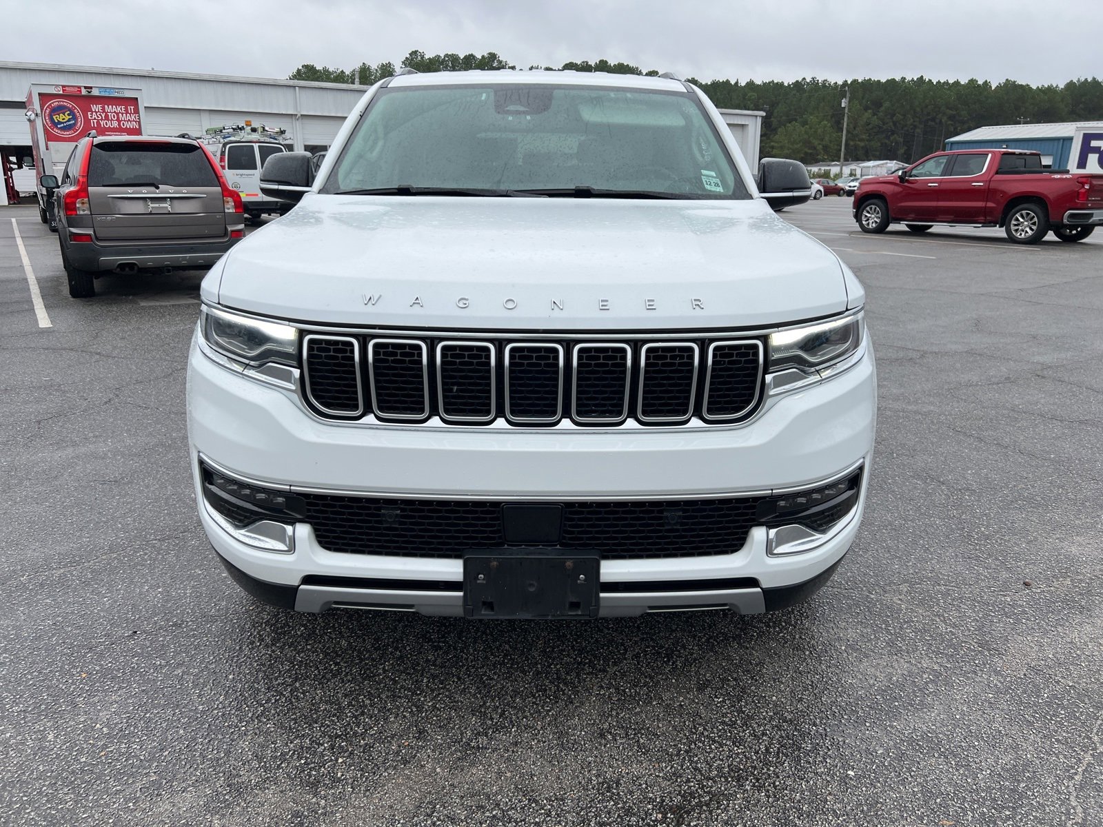 2024 Jeep Wagoneer L Series II photo 8
