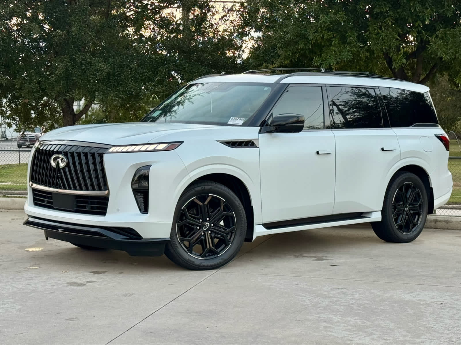 2026 INFINITI QX80 Sport's photo