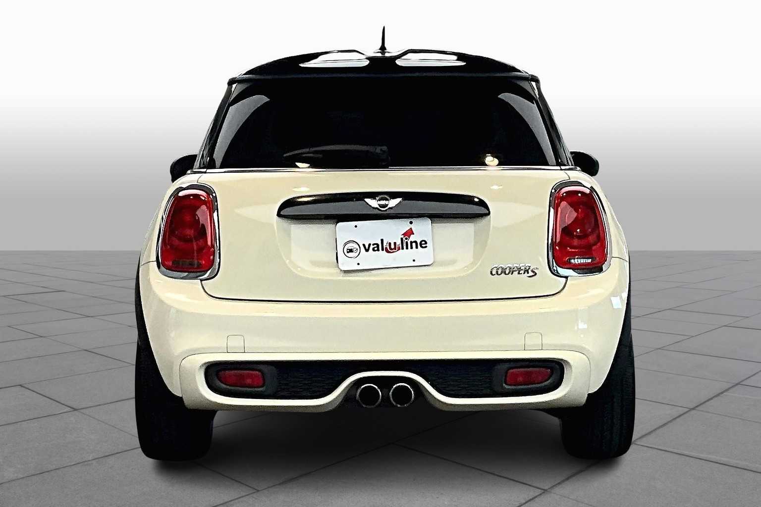 2015 Mini Cooper Hardtop S photo 4