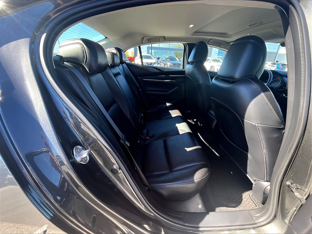 2023 Mazda Mazda3 2.5 s Premium photo 16