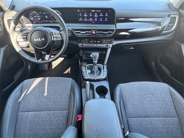 2024 Kia Seltos S photo 22