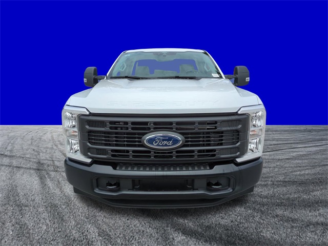 2026 Ford F-250 photo 9