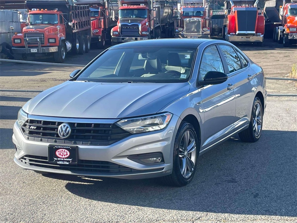 2019 Volkswagen Jetta R-Line photo 2