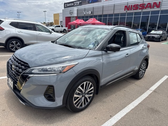 2024 Nissan Kicks SR