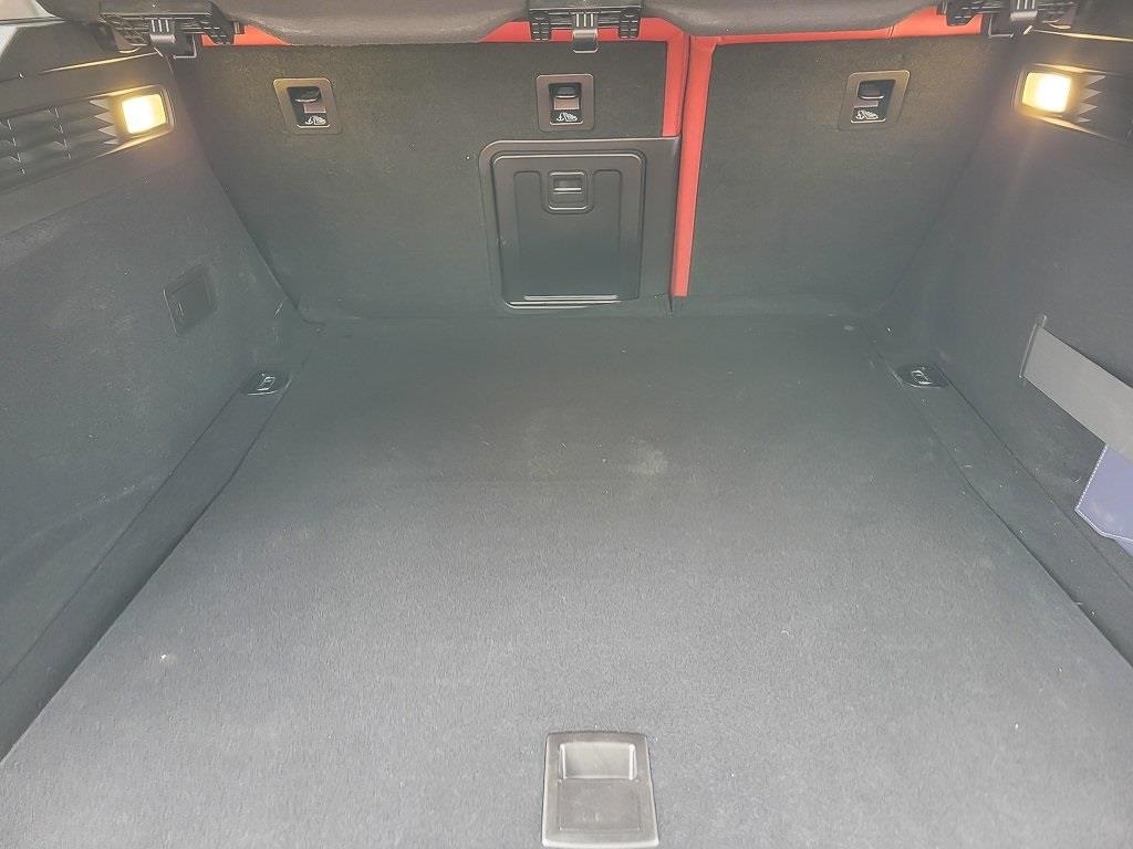 2022 MASERATI LEVANTE - Image 19