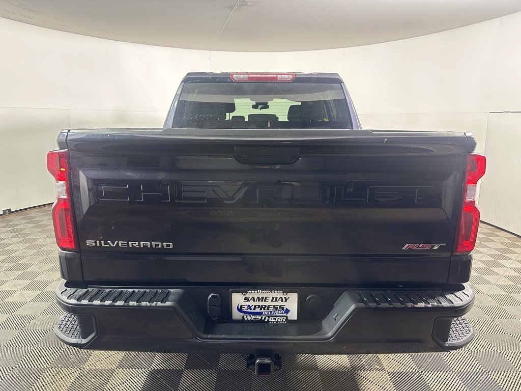 2022 Chevrolet Silverado 1500 RST photo 4