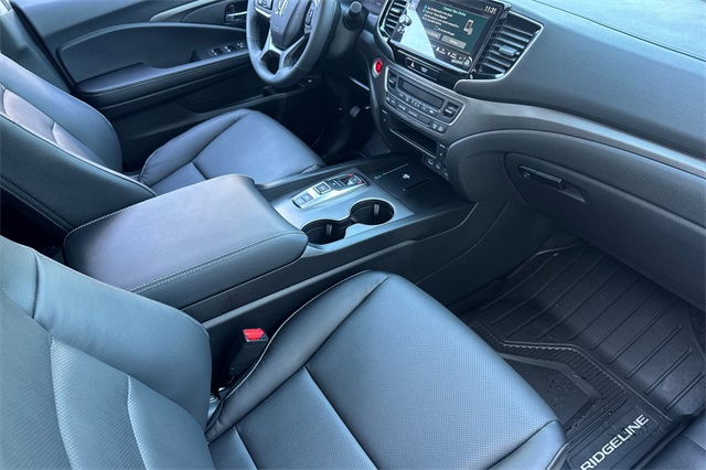 2025 Honda Ridgeline RTL photo 13