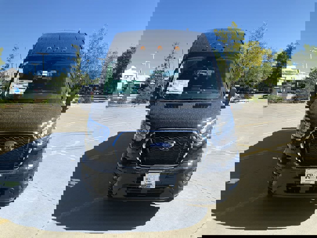 2025 Ford Transit photo 27