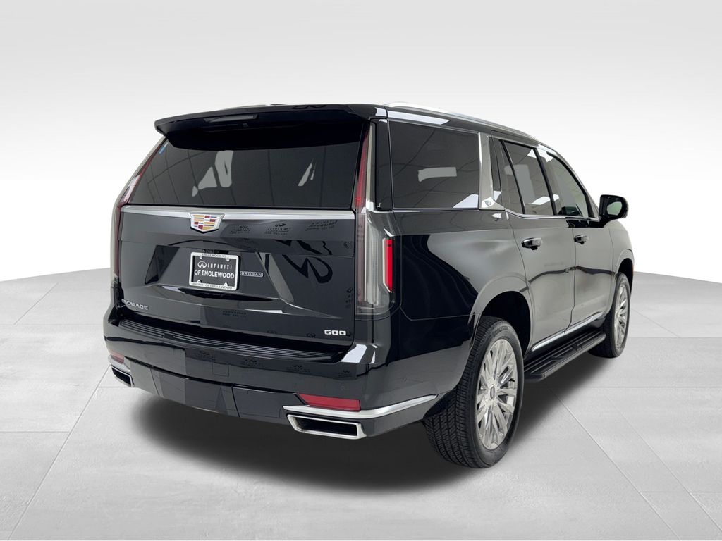 2024 Cadillac Escalade Premium Luxury photo 3