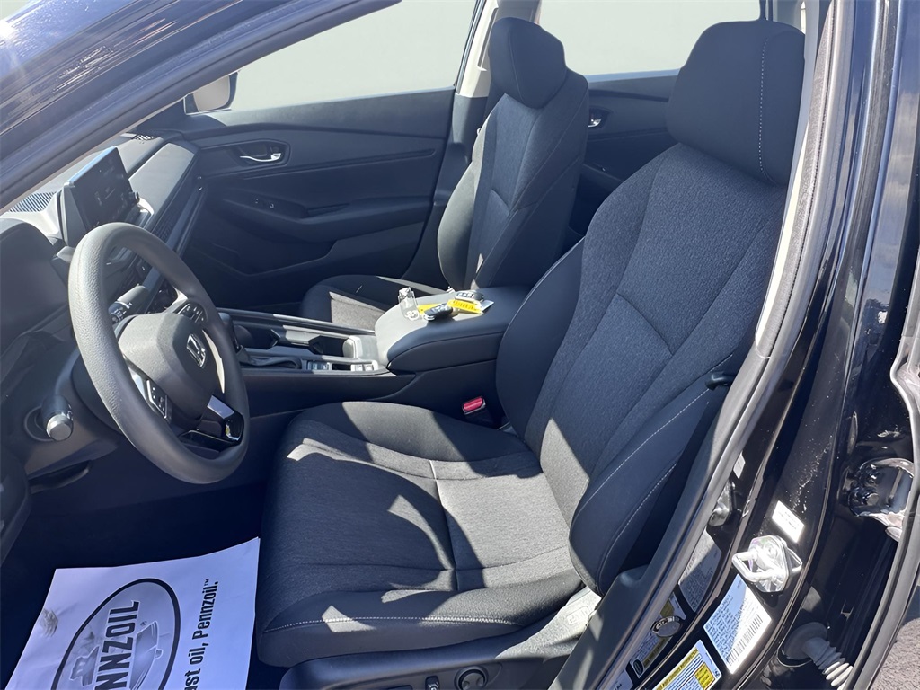 2023 Honda Accord EX photo 9