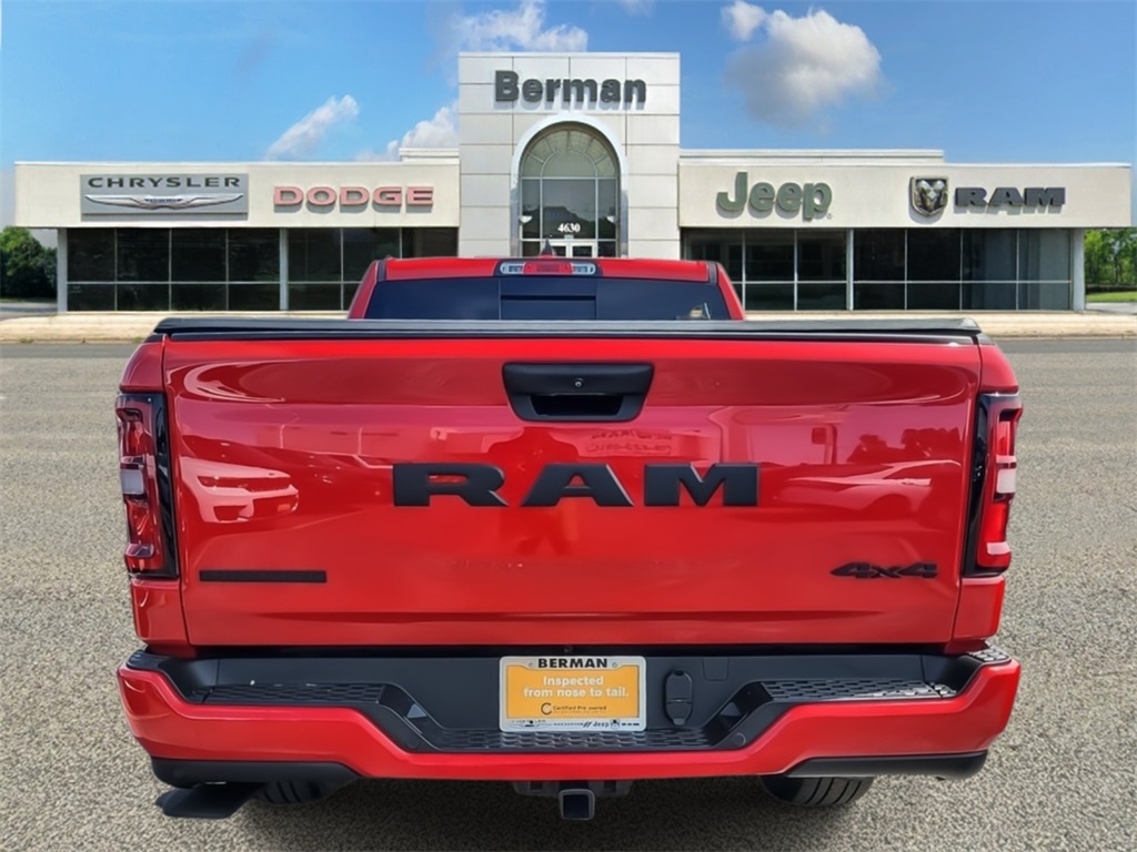 2025 Ram 1500 Big Horn Lone Star photo 4