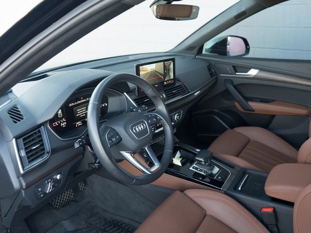 2023 Audi Q5 45 S line Prestige Premium photo 4