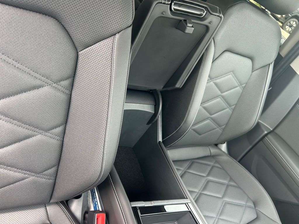 2026 Volkswagen Atlas SE Technology photo 30
