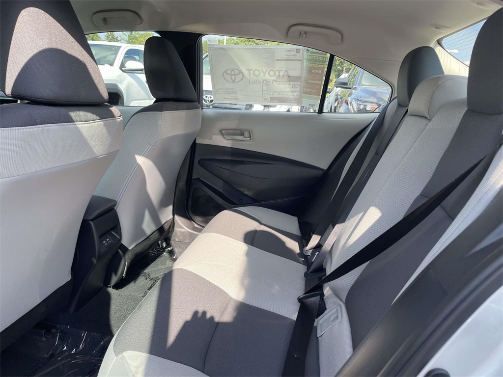 2026 Toyota Corolla LE photo 10